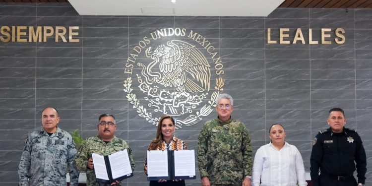 Firma Gobierno de Quintana Roo convenio con SEDENA en reconocimiento a sus servicios
