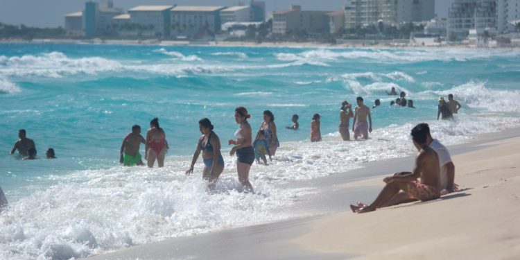 Playas de Quintana Roo aptas para uso recreativo: SESA
