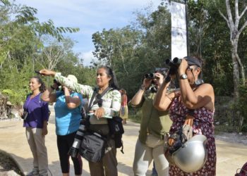 El grupo “Amazalias” realiza observación de aves “Alas y Mujeres” dirigido a la ciudadanía