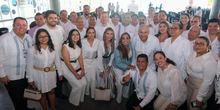 Se reúnen fiscales del Sur Sureste en la Conferencia Nacional de Procuración de Justicia en Cancún