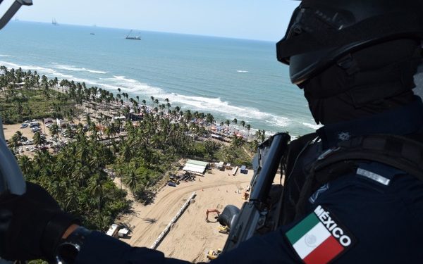 Helicóptero de la SSPC refuerza seguridad en destinos turísticos durante Semana Santa