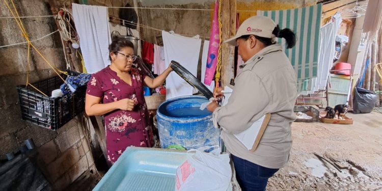 Promueve SESA eliminación de criaderos de mosco para combate al dengue