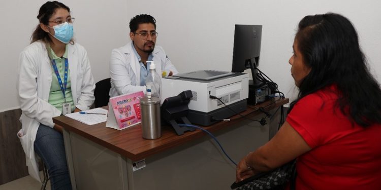 Exhorta ISSET a prevenir enfermedades gastrointestinales en temporada de calor