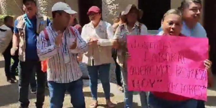 Trabajadores de Salud exigen aumento salarial o autorización de más de 200 bases