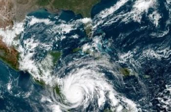 Se acerca la temporada de huracanes en el océano Atlántico 2024