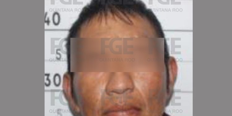 Obtiene FGE vinculación a proceso de 4 sujetos y detiene a uno más por violencia familiar