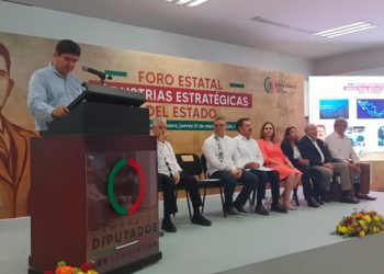Discuten en foro estatal sobre necesidad de una nueva reforma eléctrica