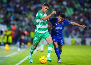 Santos golea 3-0 al Cruz Azul