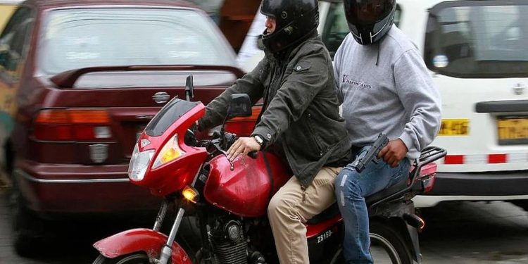 Joven herido de bala tras resistirse al robo de su moto en Comalcalco