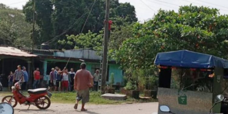 ¡Milagro en Tabasco! Trabajador sobrevive a descarga de 15 mil voltios