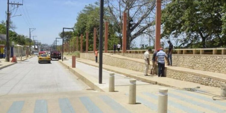 Canaco busca habilitar 200 espacios de estacionamiento en el Malecón