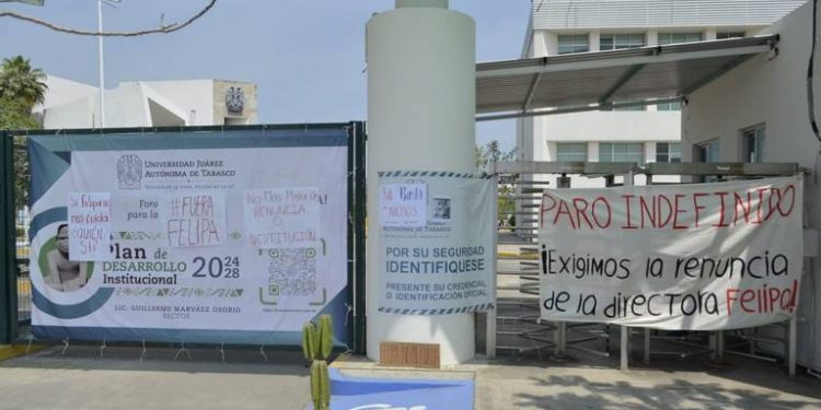 Levantan paro estudiantil en DACSyH; UJAT promete solución definitiva hoy