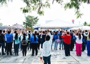 Celebran el 64 Aniversario del Centro de Actualización del Magisterio