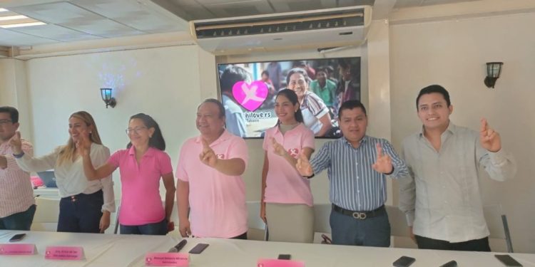 Xochilovers Tabasco busca 100 mil votos para respaldar a Xóchitl Gálvez