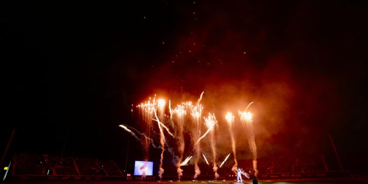 Inaugura Tigres de Quintana Roo la temporada 2024 en la liga de béisbol