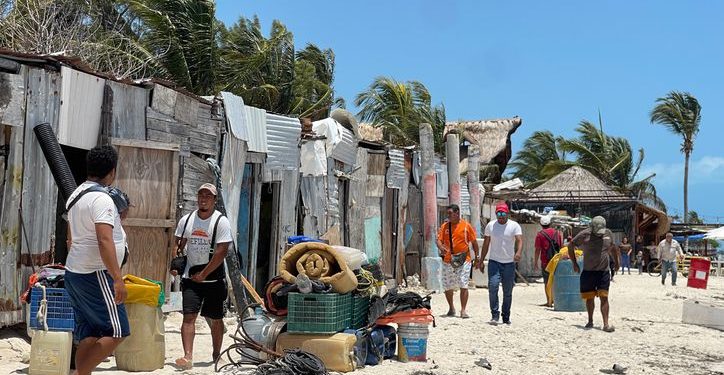 Acuerdan autoridades y pescadores en la construcción de un muelle en playa de «El Niño»