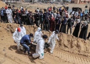 Hallan fosas comunes en la Franja de Gaza