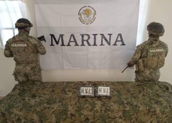 Aseguran dos paquetes de cocaína en costas de Xcalak