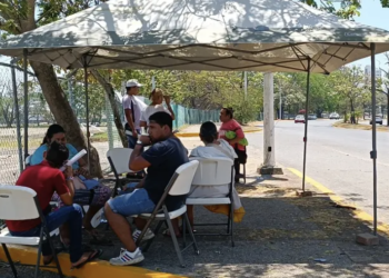 Feria Tabasco 2024: ¡Porras acampan previo a la Imposición de Bandas!