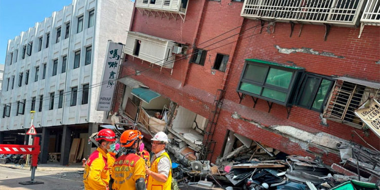Al menos cuatro personas fallecidas y 57 heridos tras el sismo en Taiwán