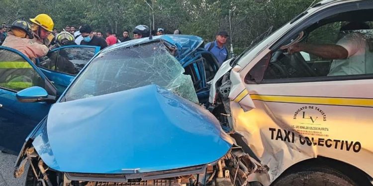Fuerte accidente en la ruta de los cenotes en Puerto Morelos deja una persona sin vida