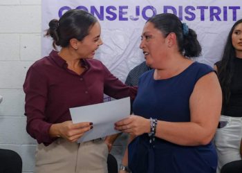 IEQROO hace entrega a Ana Paty Peralta, constancia oficial por la presidencia de BJ