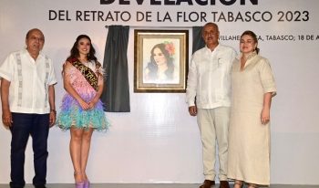 Inmortalizan a Luisa Pamela Pérez en “Jardín de las Flores”