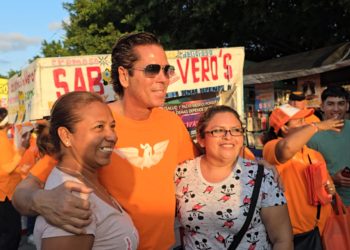 Apoyo a mujeres y a niños es primordial en el proyecto de Roberto Palazuelos rumbo al senado