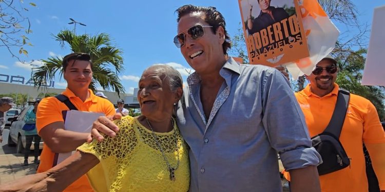 Roberto Palazuelos, suma liderazgos sindicales a su movimiento