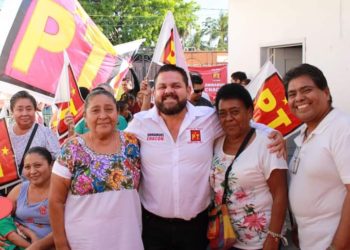 Emmanuel Chacón expresa su gratitud y se compromete al desarrollo de la comunidad por el Distrito 3