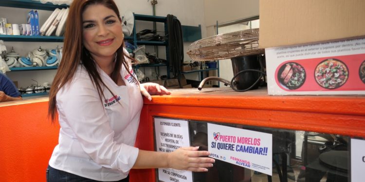 Vamos a terminar con la burocracia en Puerto Morelos: Fernanda Alvear