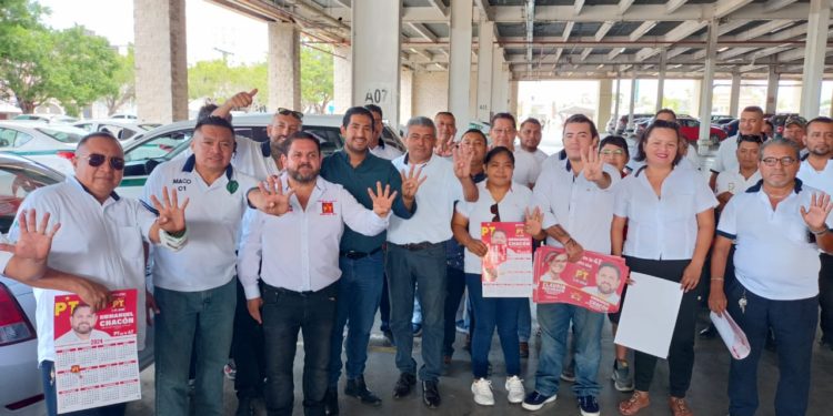 Operadores Taxistas se suman al proyecto de continuidad de la Transformación