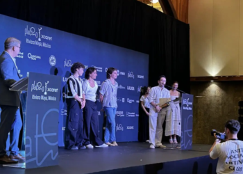 ‘La Sociedad de la Nieve’ se lleva dos Premios Platinos, Xcaret