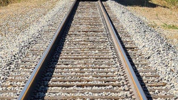 Gobierno de Tabasco dona 220 predios para proyecto ferroviario