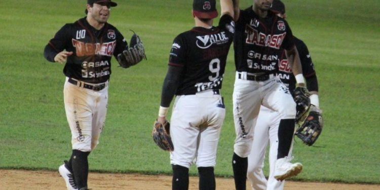 Tigres de Quintana Roo vencen 2-0 a Olmecas de Tabasco en vibrante encuentro