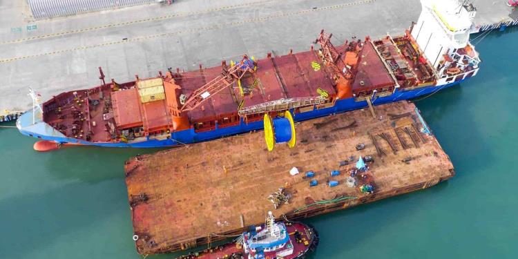 Cierre temporal de la terminal marítima de Dos Bocas debido al Frente Frío 45