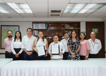 Fortalecen la transparencia y rendición de cuentas en Quintana Roo con firma de convenio