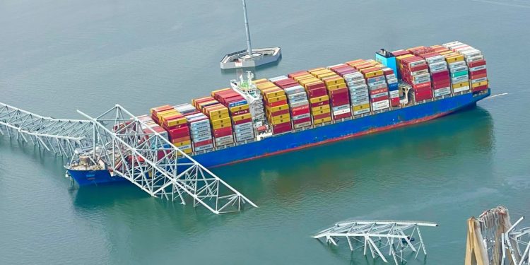 Rescatan al último trabajador fallecido en el colapso del puente Francis Scott Key