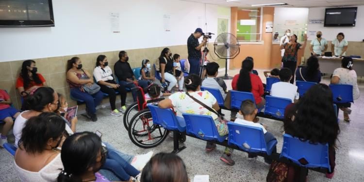 Sensibilizan a pacientes del Hospital del Niño sobre importancia del cuidado de la piel