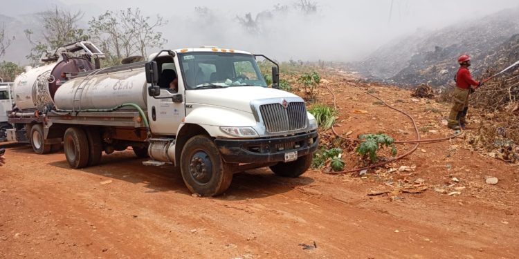 Teapa presentará denuncia ante FGE por incendio en relleno sanitario