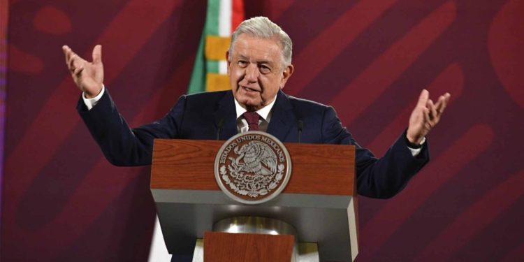 «EU no atiende adicciones y se les hace muy fácil echarle la culpa a México»: AMLO
