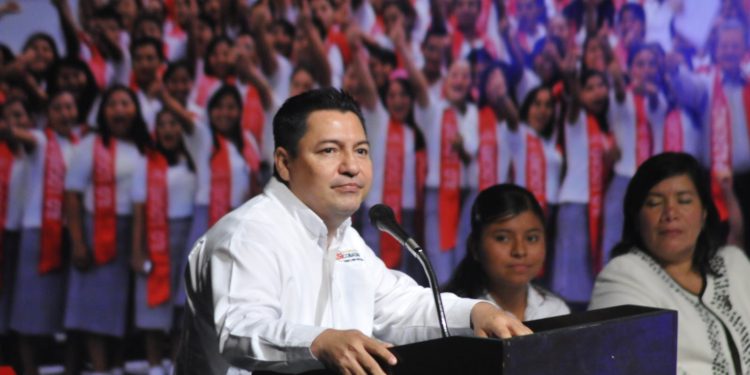 Convoca Díaz Uribe a manifestación en CDMX a favor de docentes del Cobatab