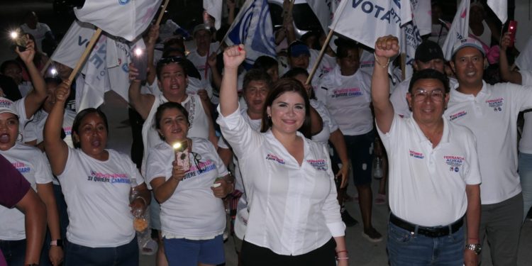 Crece preferencia ciudadana, Fernanda Alvear gana apoyo en Puerto Morelos