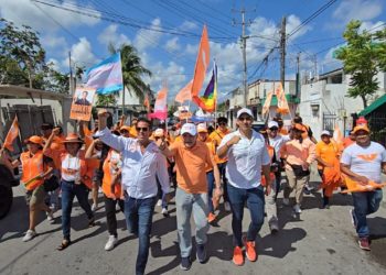 Ofrece Roberto Palazuelos legislar por la seguridad de Cozumel
