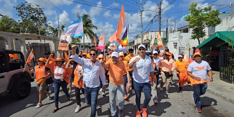 Ofrece Roberto Palazuelos legislar por la seguridad de Cozumel