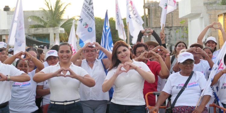 Fernanda Alvear, avanza con paso firme en Puerto Morelos