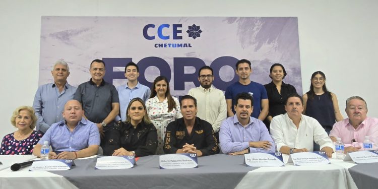 “Se reúne Roberto Palazuelos con el Consejo Coordinador Empresarial”