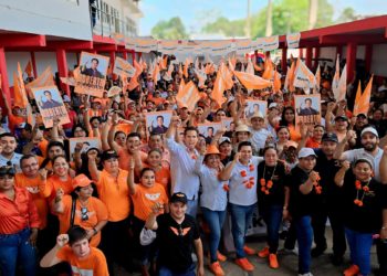 «La Ola Naranja inunda la zona sur de Quintana Roo»