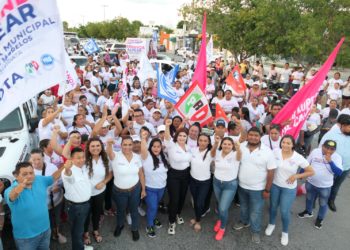 Juntos Construiremos un nuevo Puerto Morelos: Fernanda Alvear