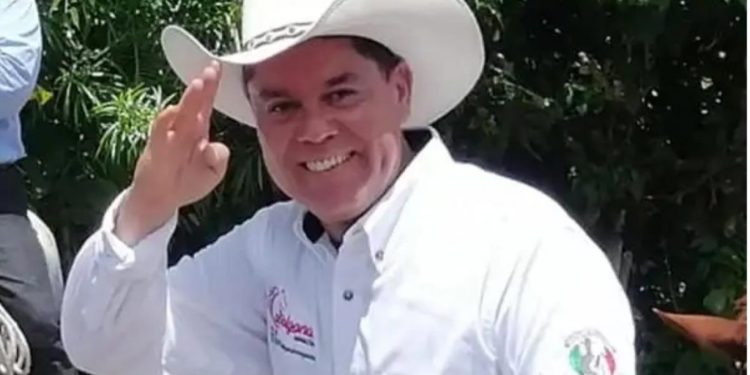 Reportan grave a Iván Peña, candidato de Morena a diputación federal